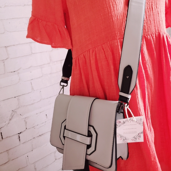 Handbag - Picture 4 of 4